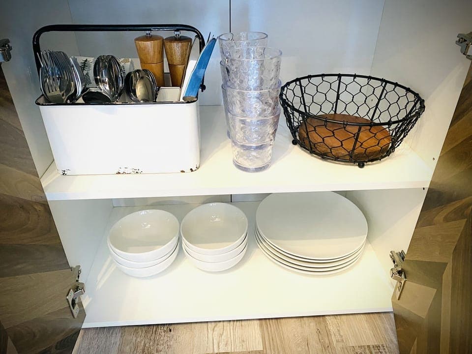 Dishes provided.