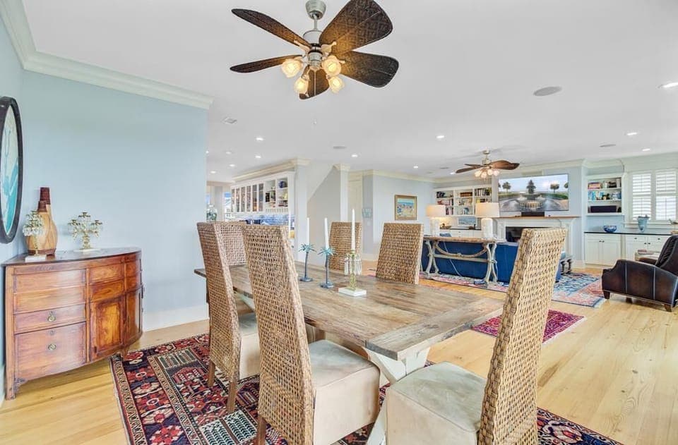 Dining Room and Living Area