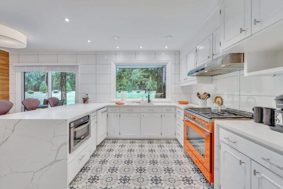 Modern Kitchen!
