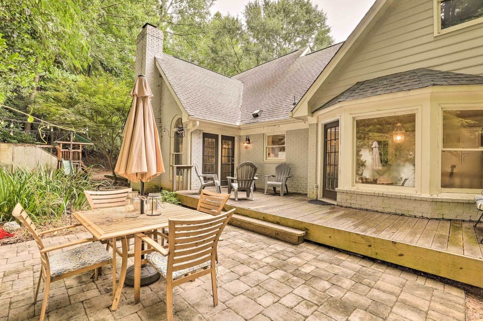 House (4 Bedrooms) | Interior