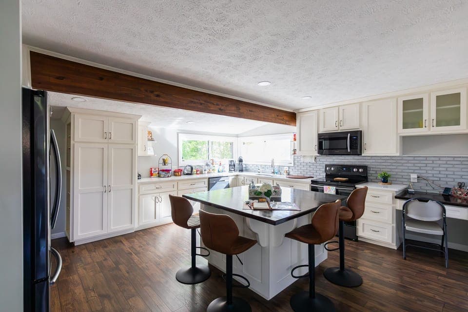 Kitchen island