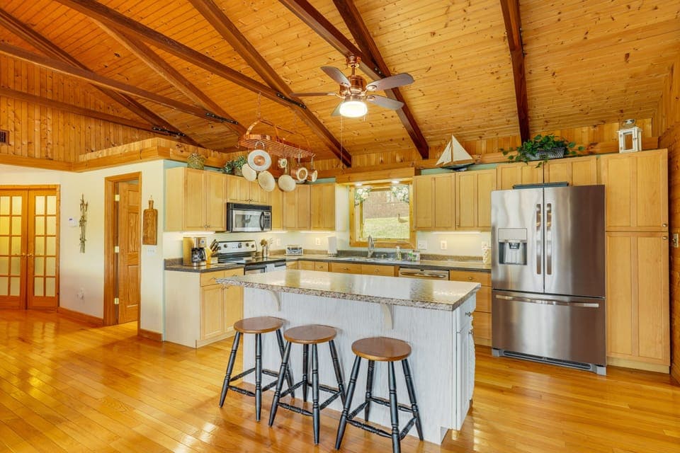 House (4 Bedrooms) | Interior