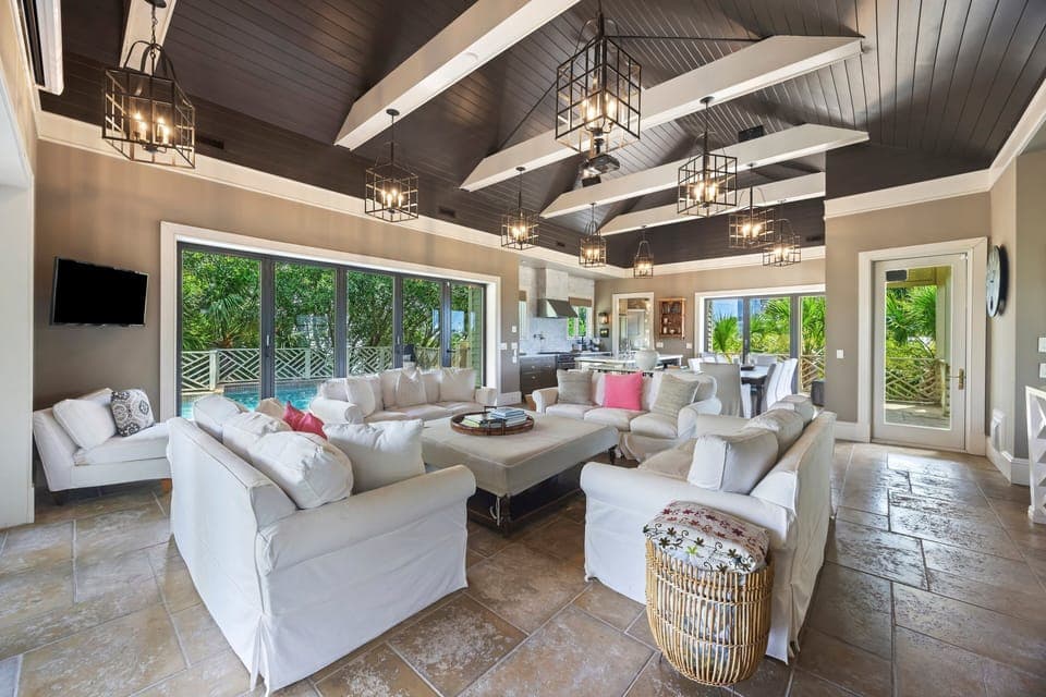 Spacious Living Room