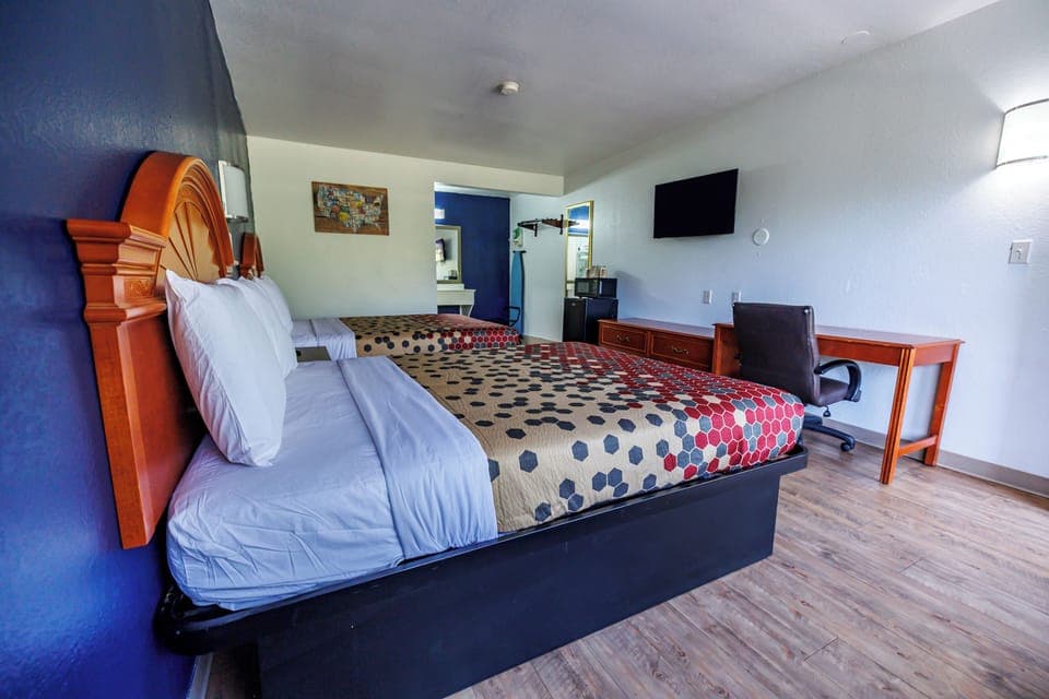 Desk, iron/ironing board, free WiFi, bed sheets