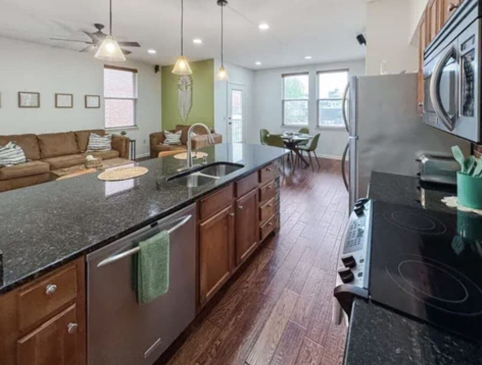 Private kitchen