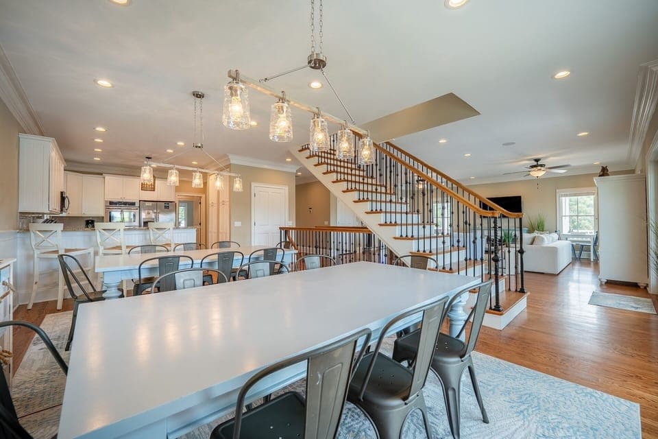 Dining Tables | 3407 Palm Blvd, Isle of Palms, SC | IOP Escapes