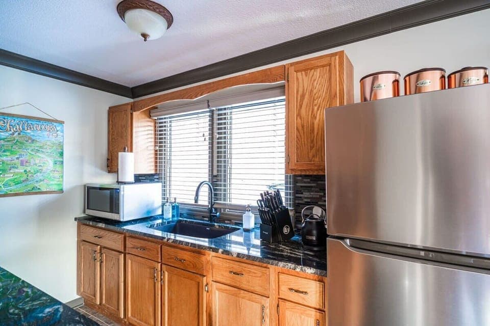 Full Service Kitchen