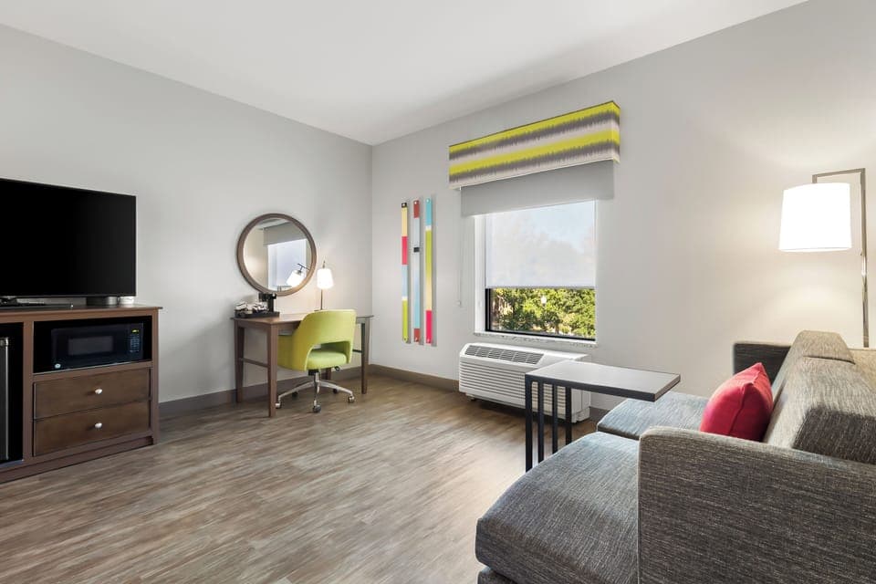 In-room safe, iron/ironing board, free WiFi, bed sheets