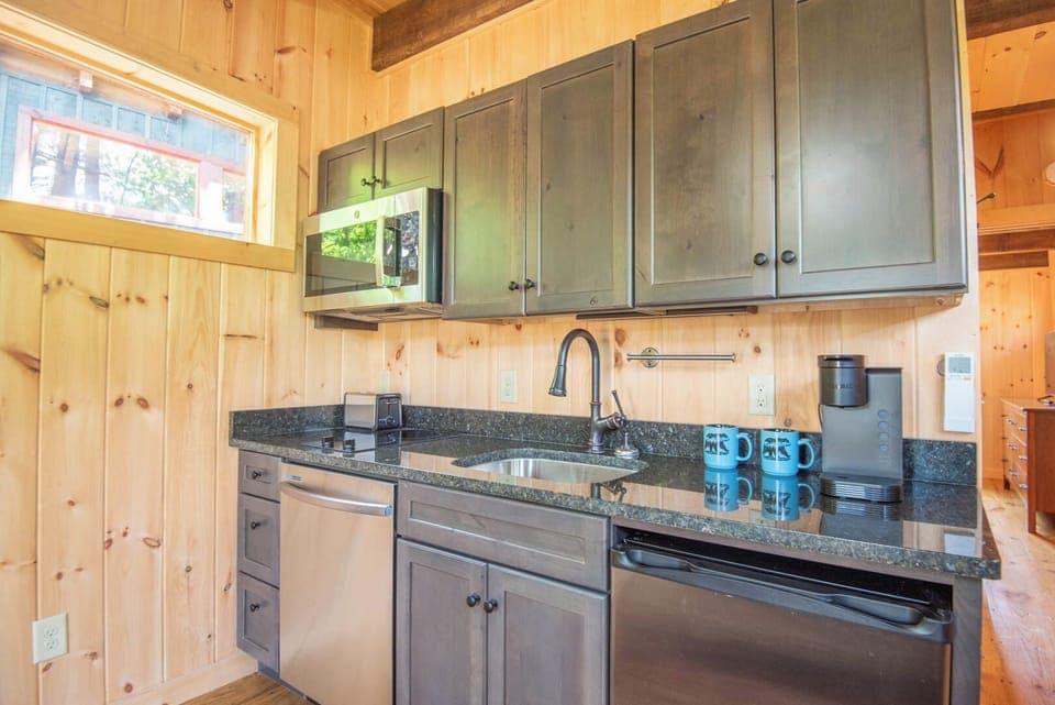 Kitchen Suite with everything you need...