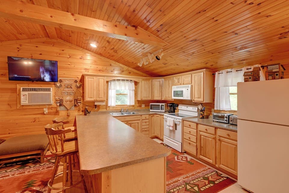 House (2 Bedrooms) | Interior