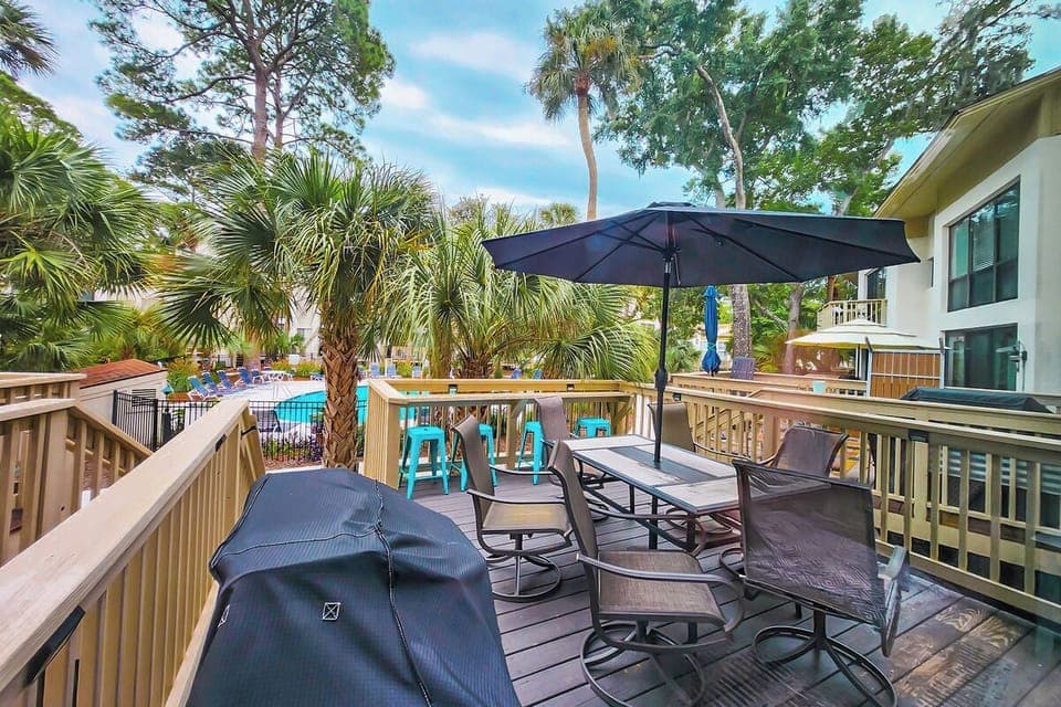 Private Deck