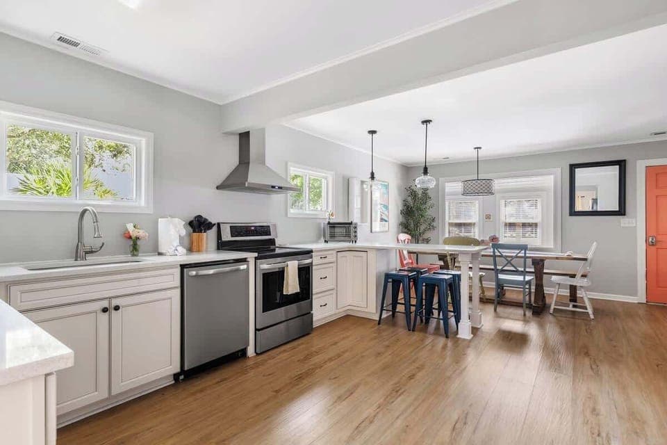 Fully equipped kitchen with everything you need to cook a meal with dining for 6 and seating for 4 at the island!