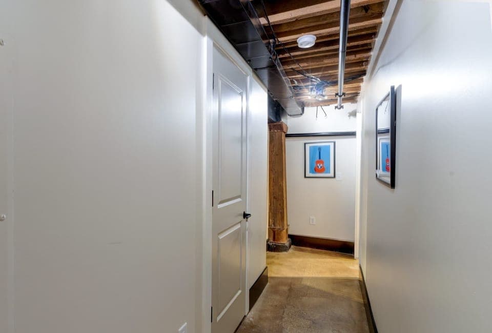 Unit #11 Hallway