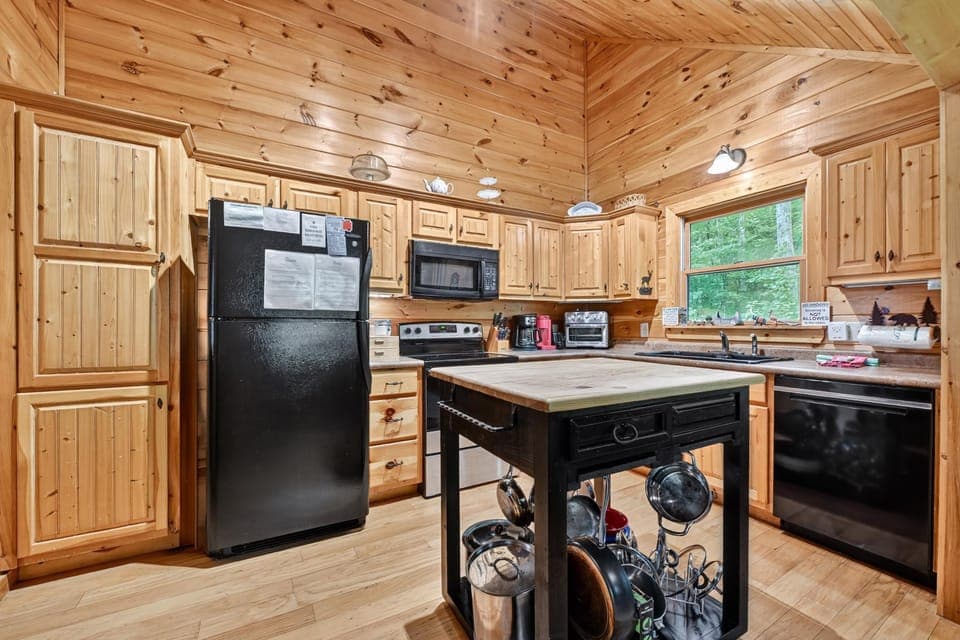Spacious Kitchen