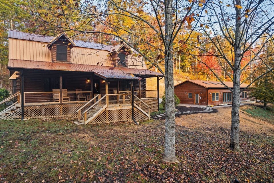 Main Cabin and Clubhouse