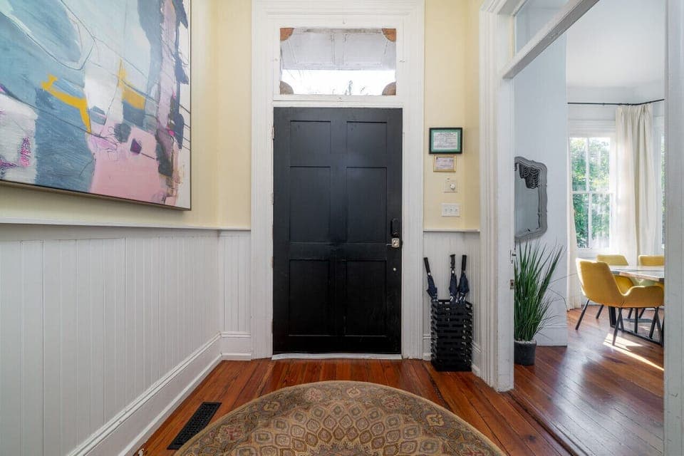 Entrance - Unit A