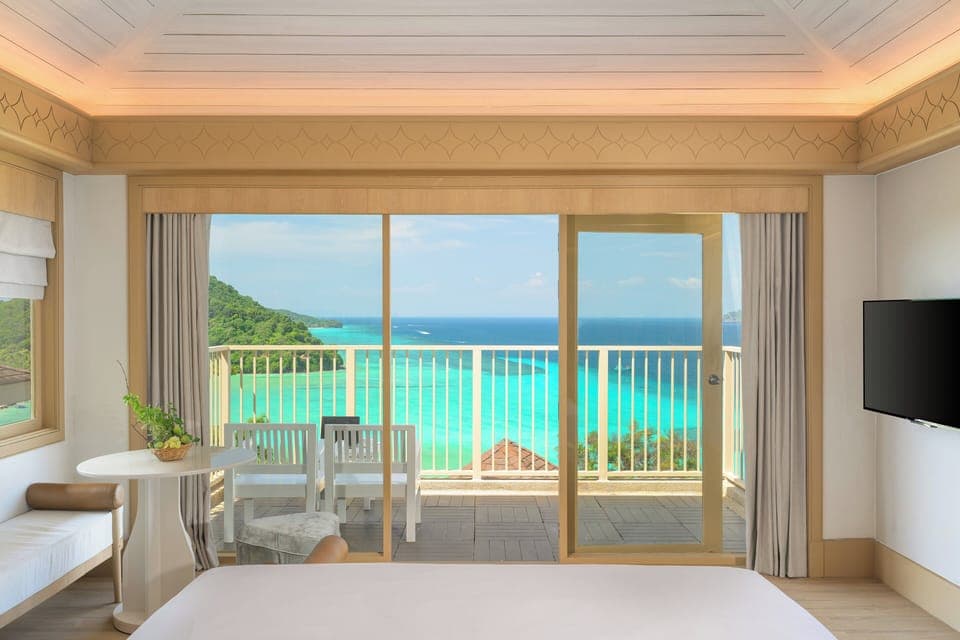 Beach/ocean view