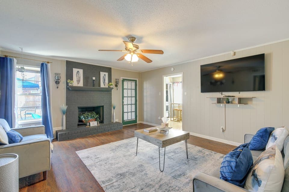 House (3 Bedrooms) | Front of property