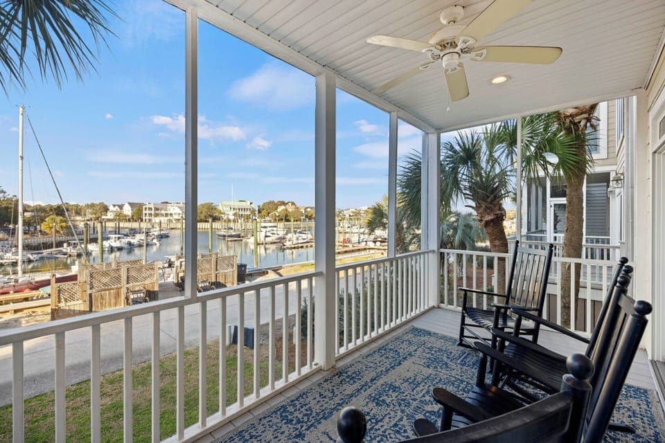 Enjoy your morning coffee with this view!