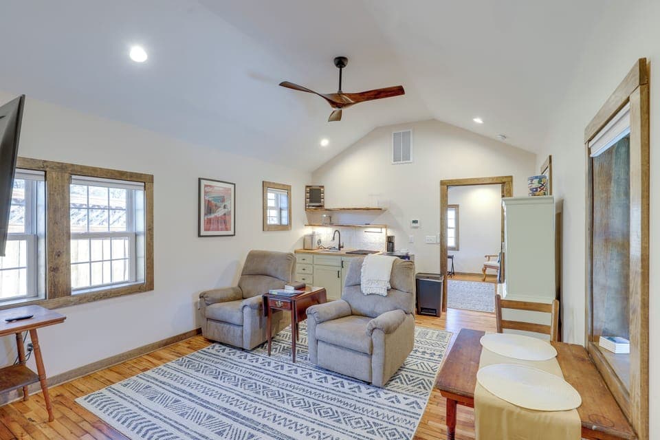 House (1 Bedroom) | Front of property