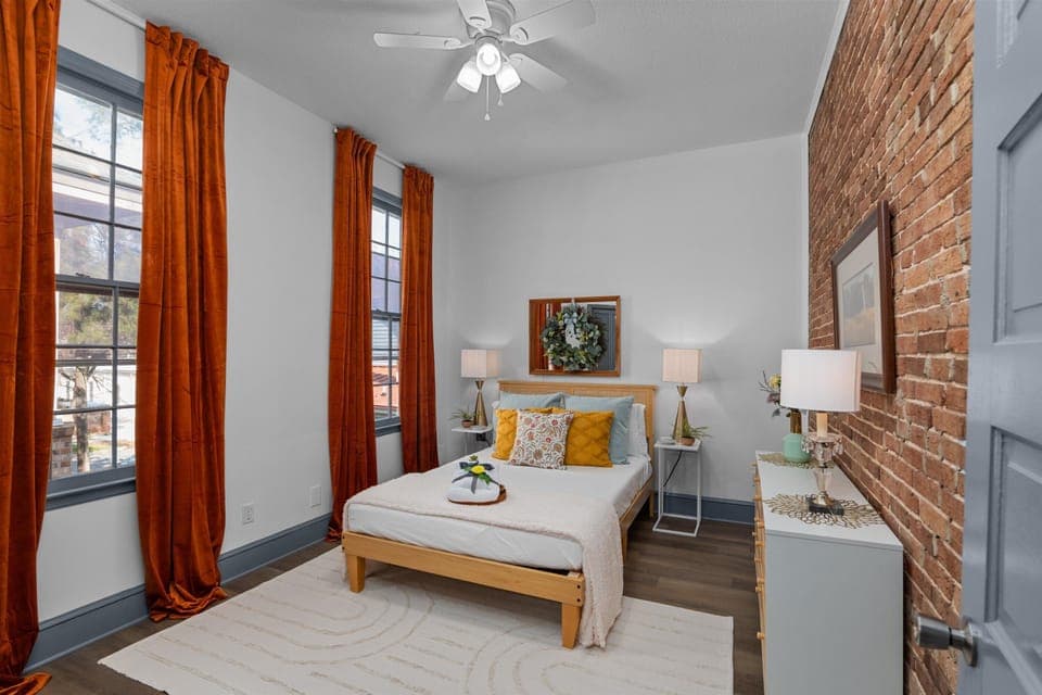 2nd floor studio with private living room