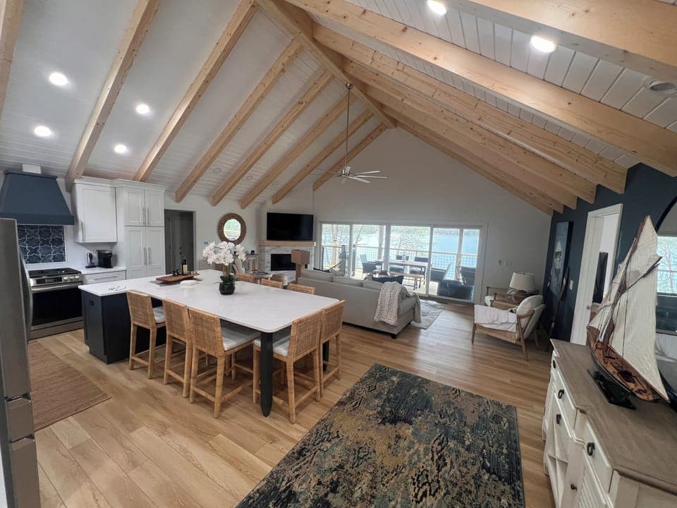 Upstairs dining room / living room