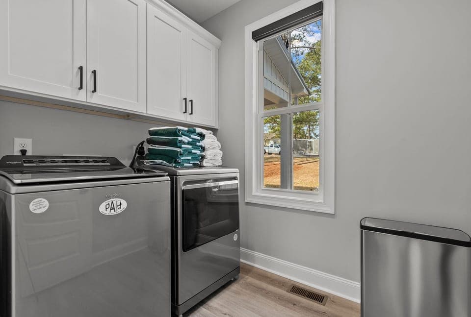 Brand new Whirpool appliances for anything your family or group could need. 