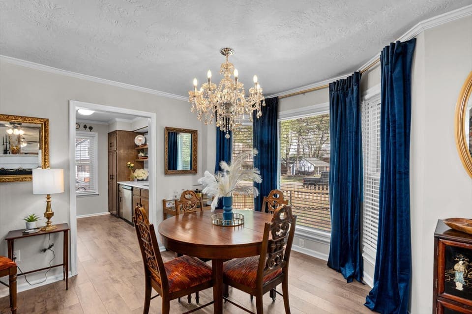 Dining room 