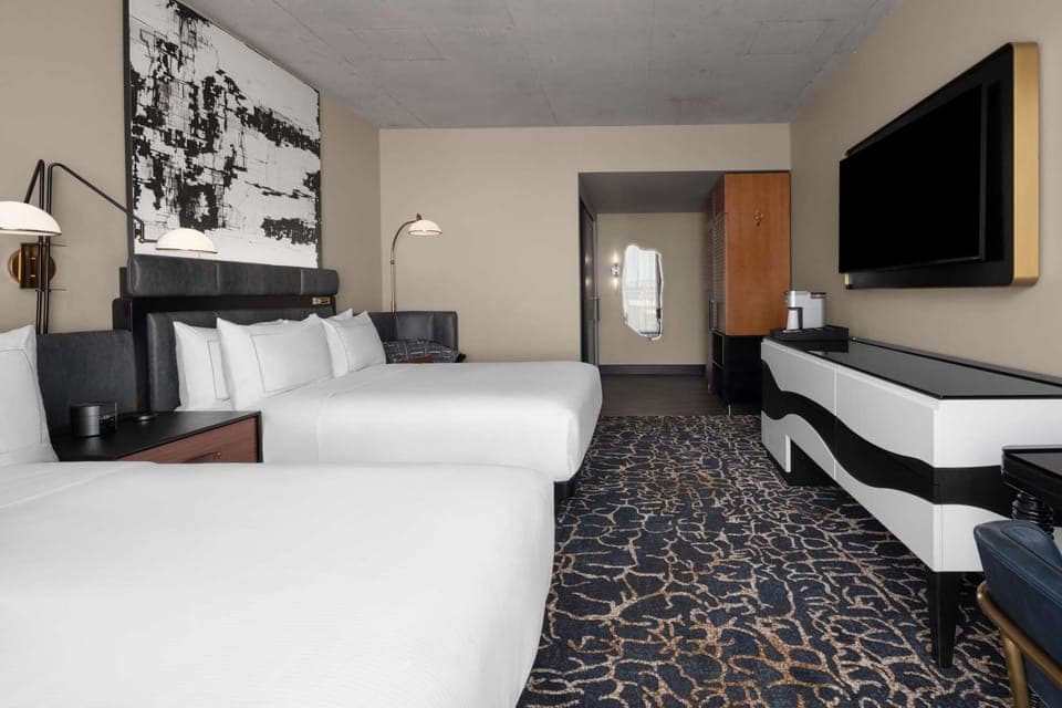 1. Queen Room with Two Queen Beds