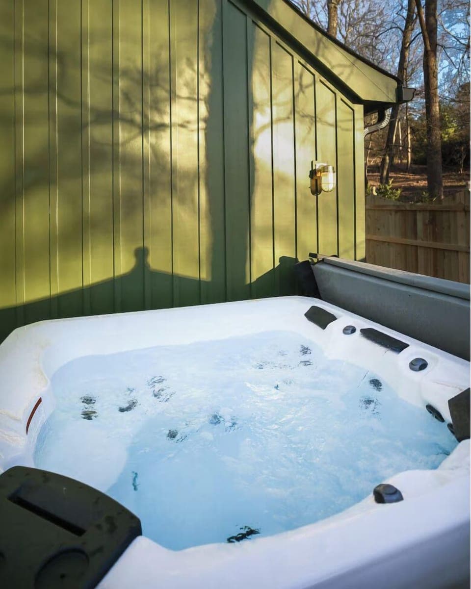 Hot tub