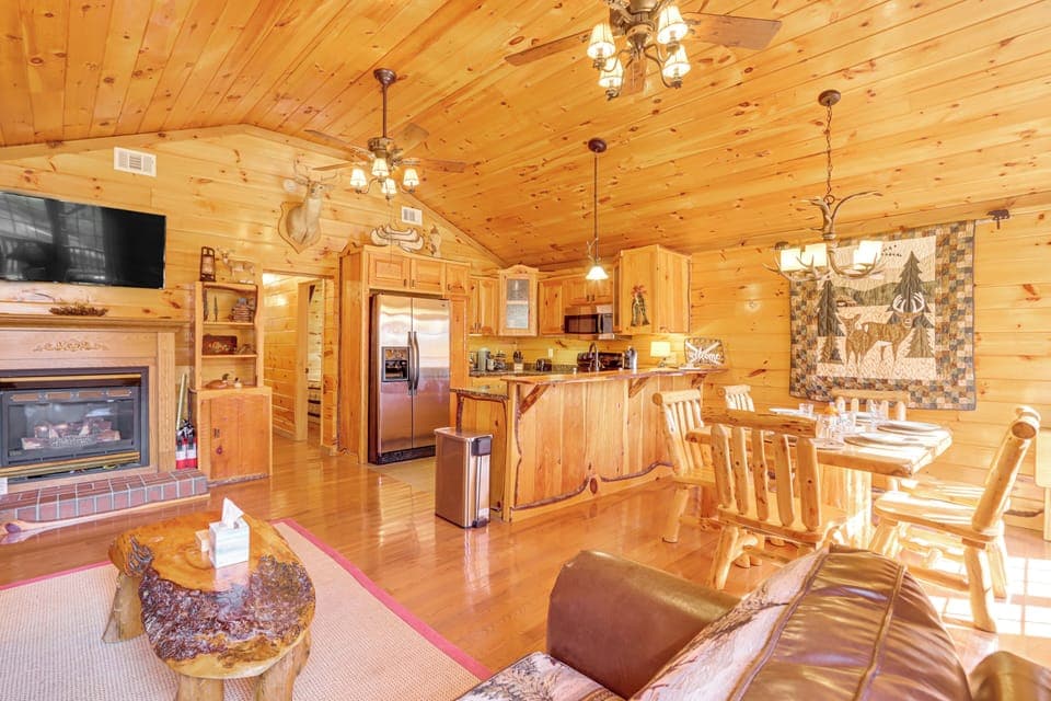House (2 Bedrooms) | Interior