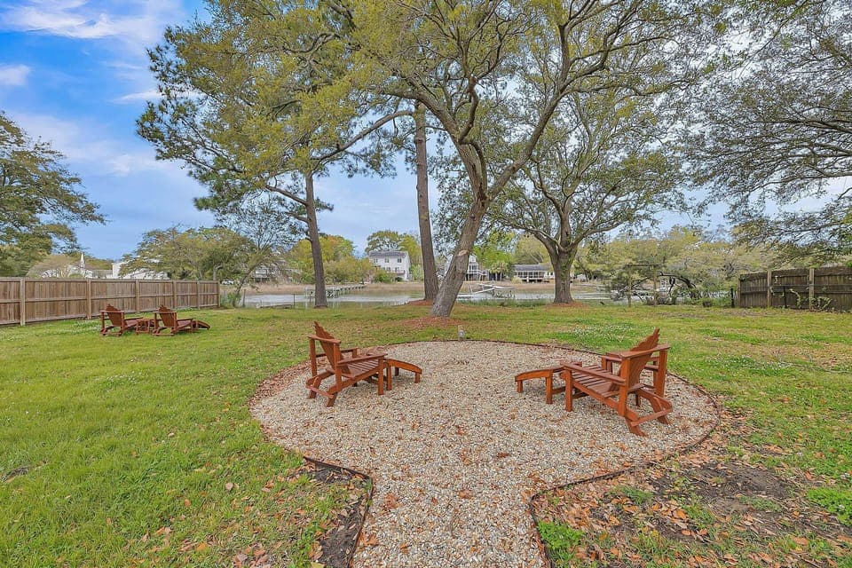 Charleston Vacation Rental | 4BR | 2BA | 1,599 Sq Ft | 4 Steps to Enter
