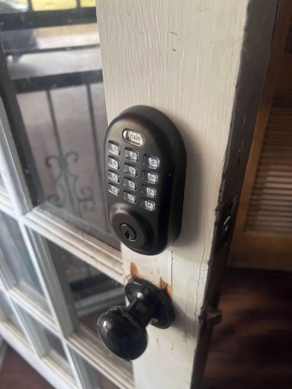 Recent photo taken by our cleaning team, ensuring you see the home how it truly is.