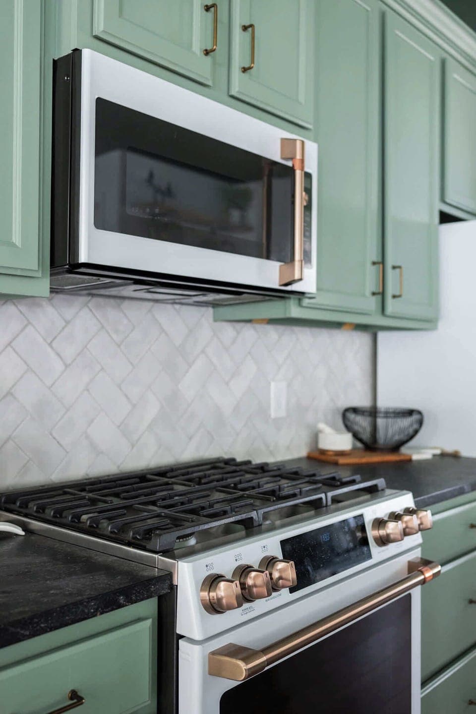Kitchen - GE Cafe Gas Range