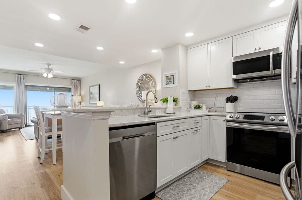 Villa, Multiple Beds, Kitchen (1835 Beachside Tennis) | Private kitchen | Coffee/tea maker, dining tables
