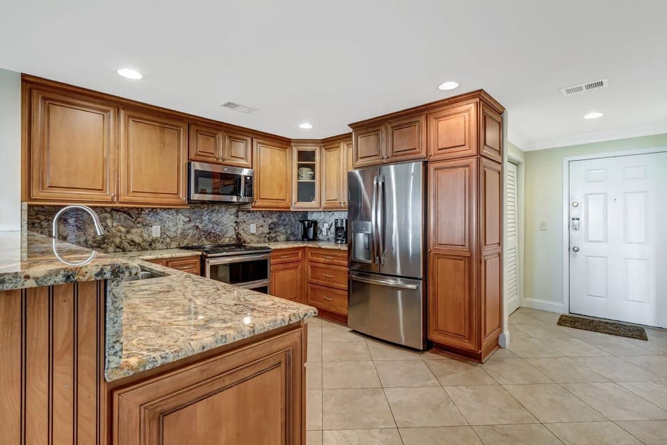 Villa, Multiple Beds, Kitchen (1885 Beachside Tennis) | Private kitchen | Coffee/tea maker, dining tables