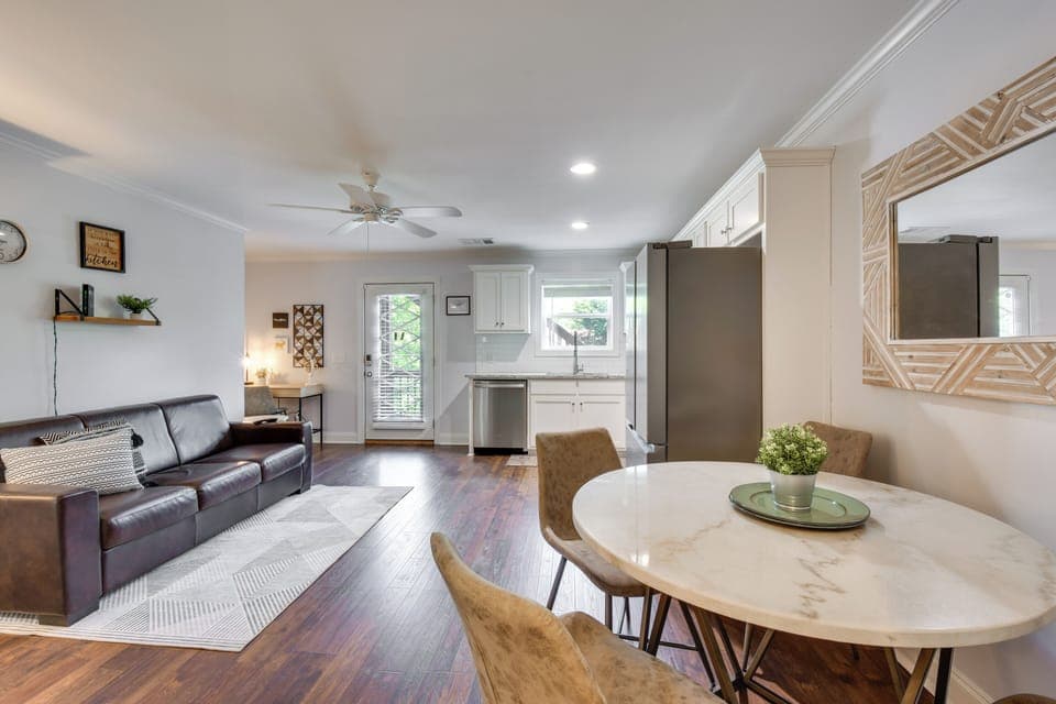 Apartment (1 Bedroom) | Interior