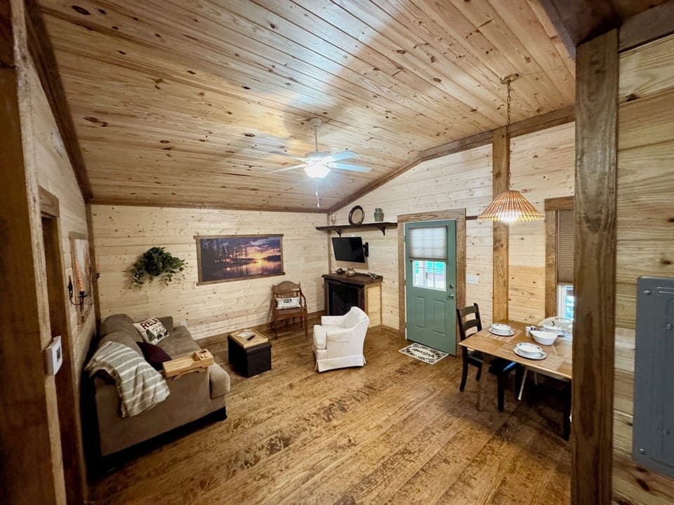 Wood from floor to ceiling throughout this cabin. 