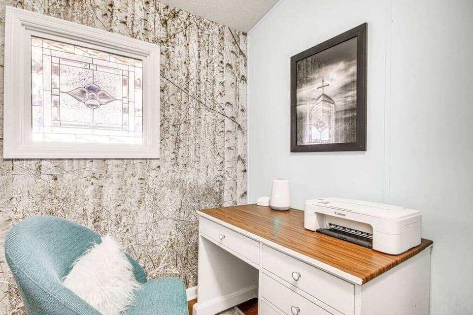 Office Area | Laptop-Friendly Workspace w/ Printer