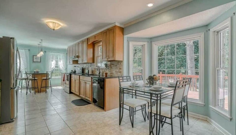 Kitchen area