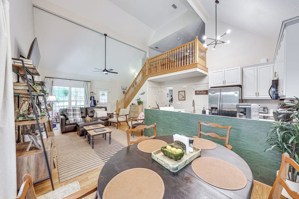 House (2 Bedrooms) | Interior