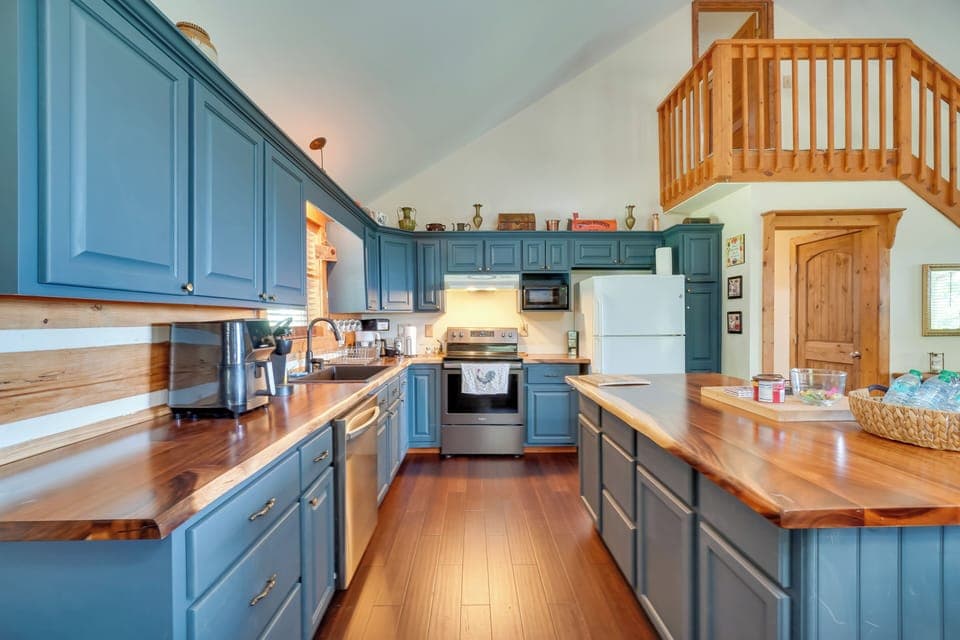 House (4 Bedrooms) | Interior