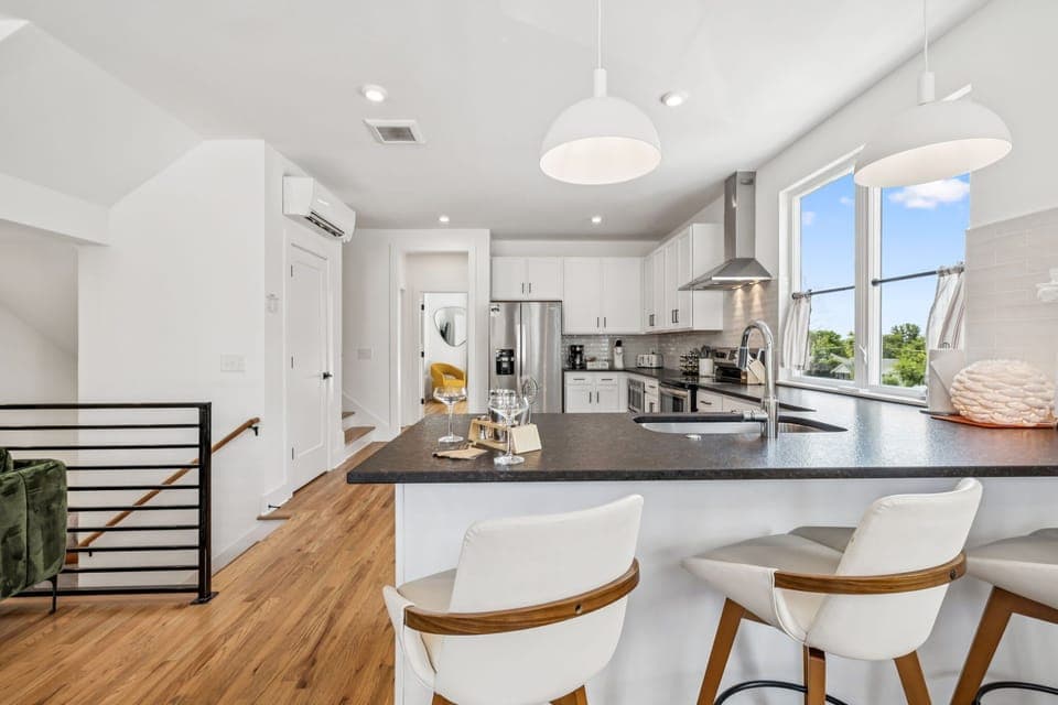 Kitchen: Start your day with coffee and sunshine in this inviting kitchen. A perfect space to gather and create culinary memories.
