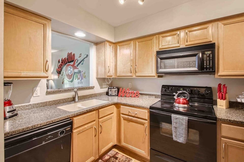 Large fully stocked kitchen 