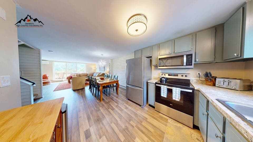 4 Kitchen