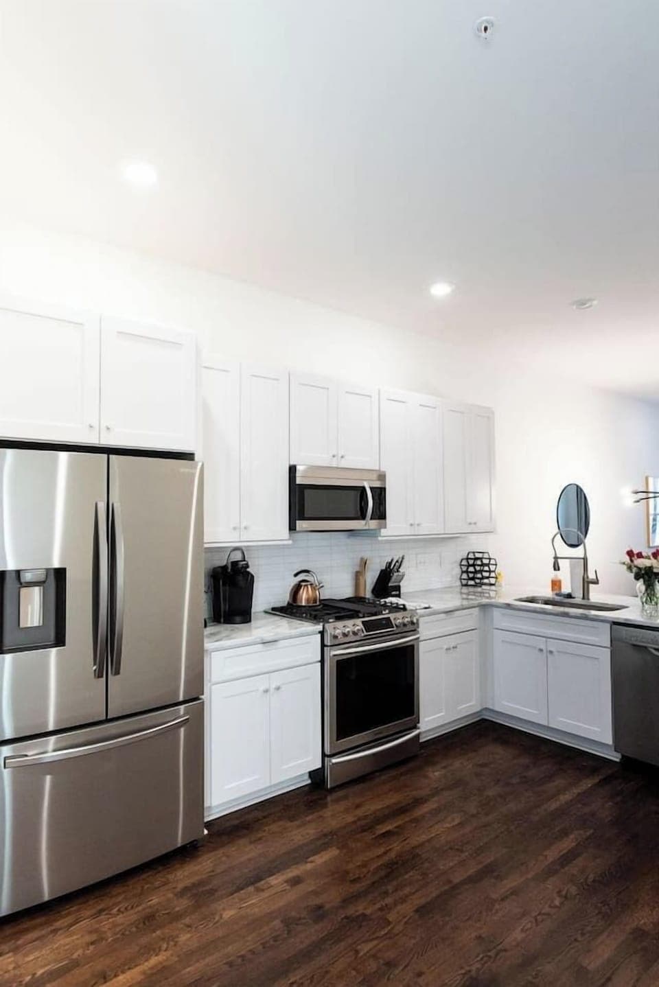 A gourmet kitchen fully stocked with everything you could require for preparing meals during your visit!