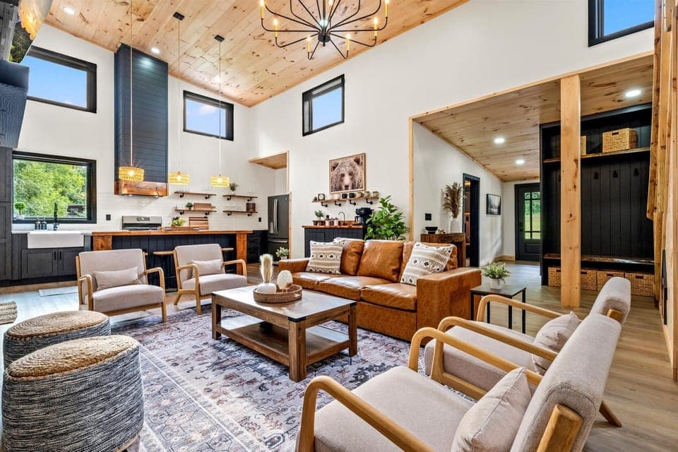 Stylish, airy living room ideal for quiet moments or lively gatherings.