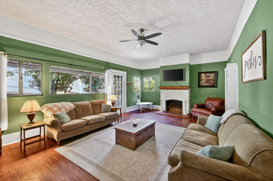 Furniture, Indoors, Living Room, Room, Couch