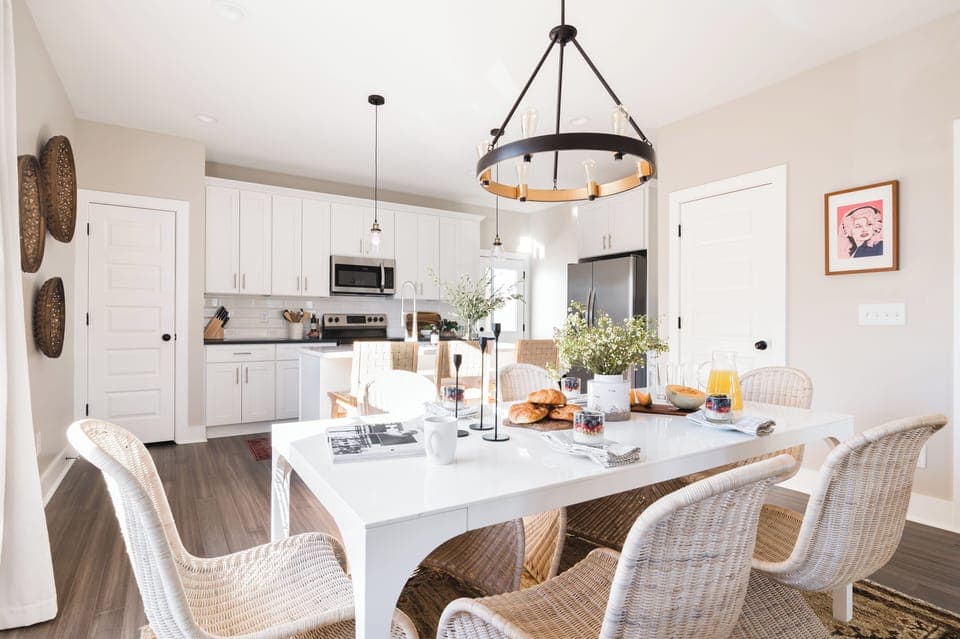 Enjoy a feast in the dining area.