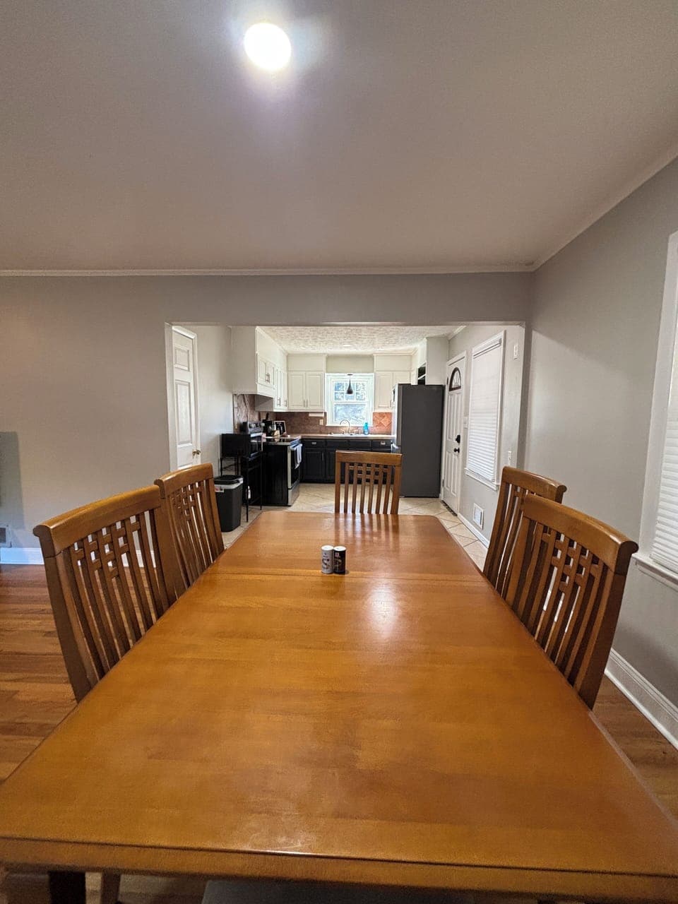 6 seat dining table